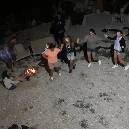 Lodge Disha Τίρανα