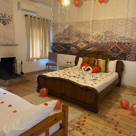 Disha Lodge
